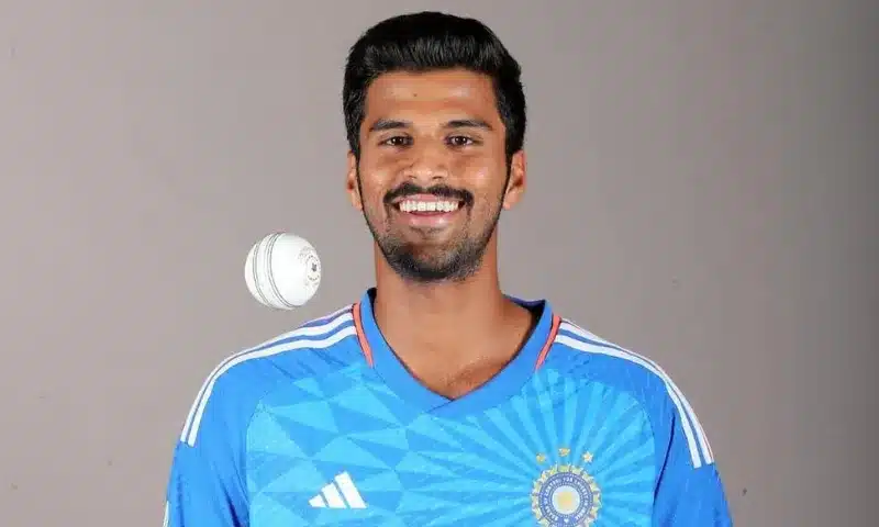 Washington Sundar biography