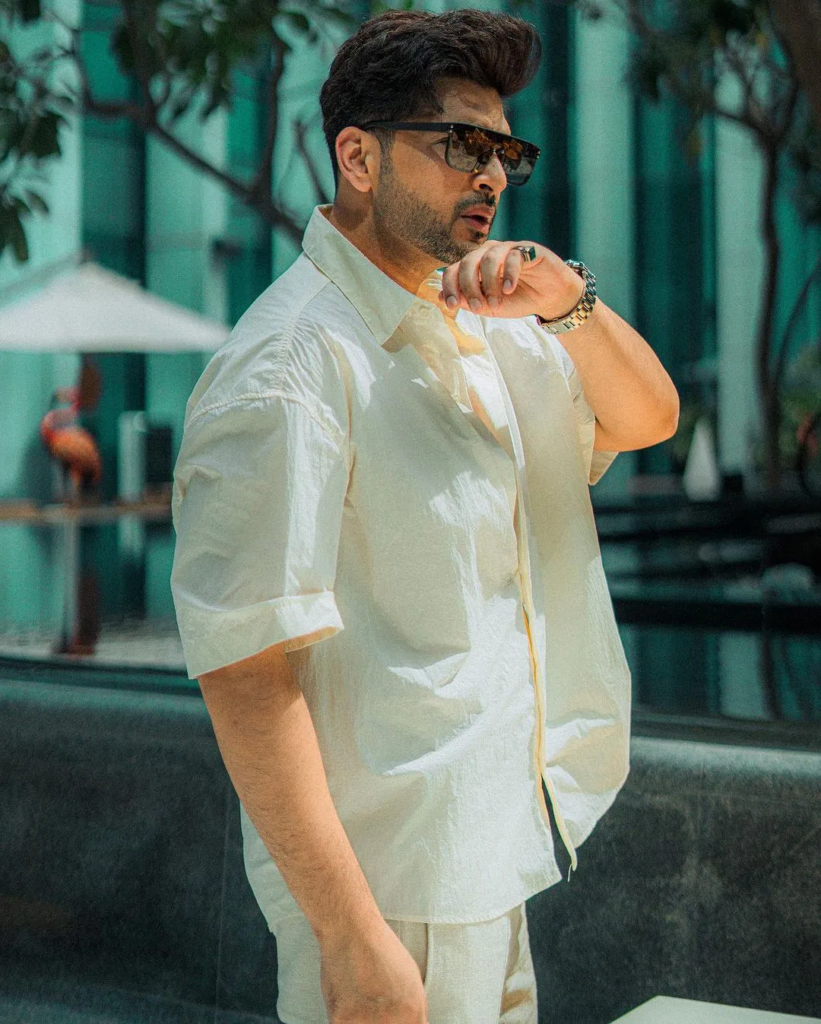 Karan Kundrra Fashion