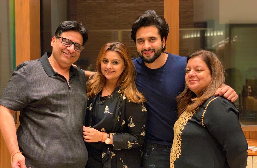 Jackky Bhagnani Family