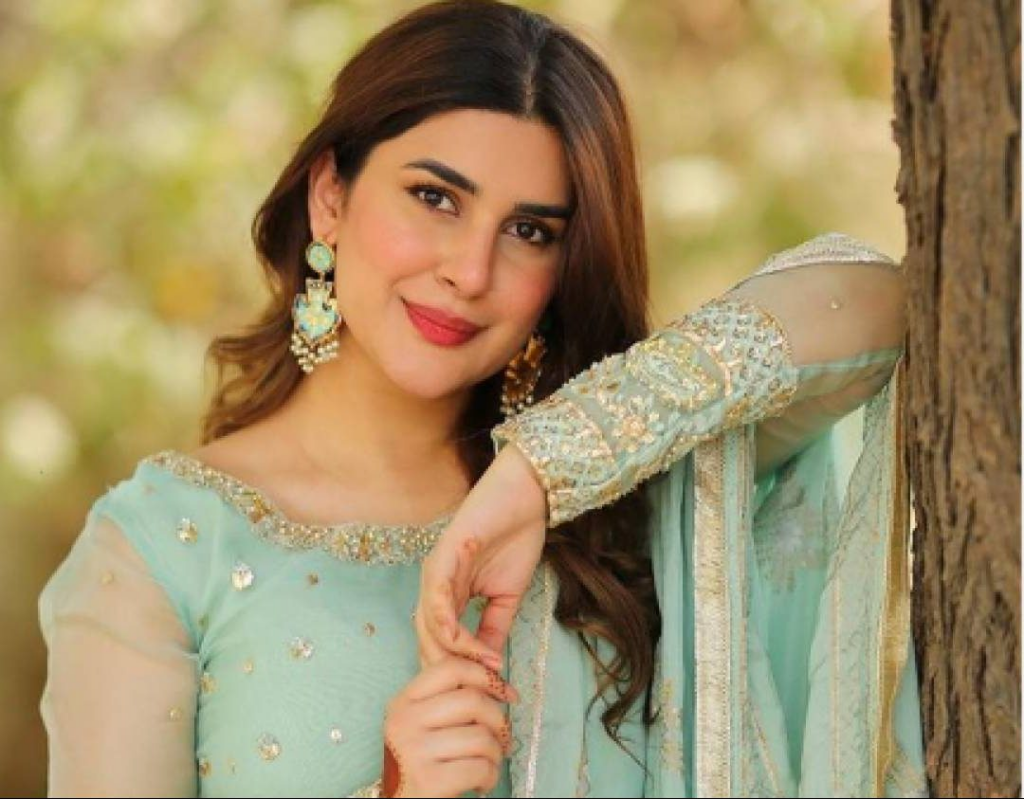 Kubra Khan Biography